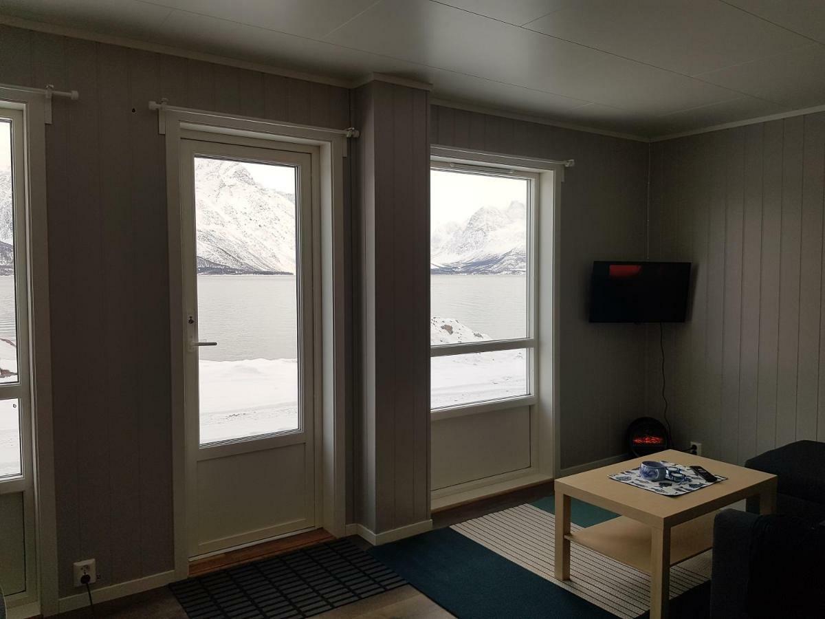 Sjursnes Fjordferie Apartment Ngoại thất bức ảnh
