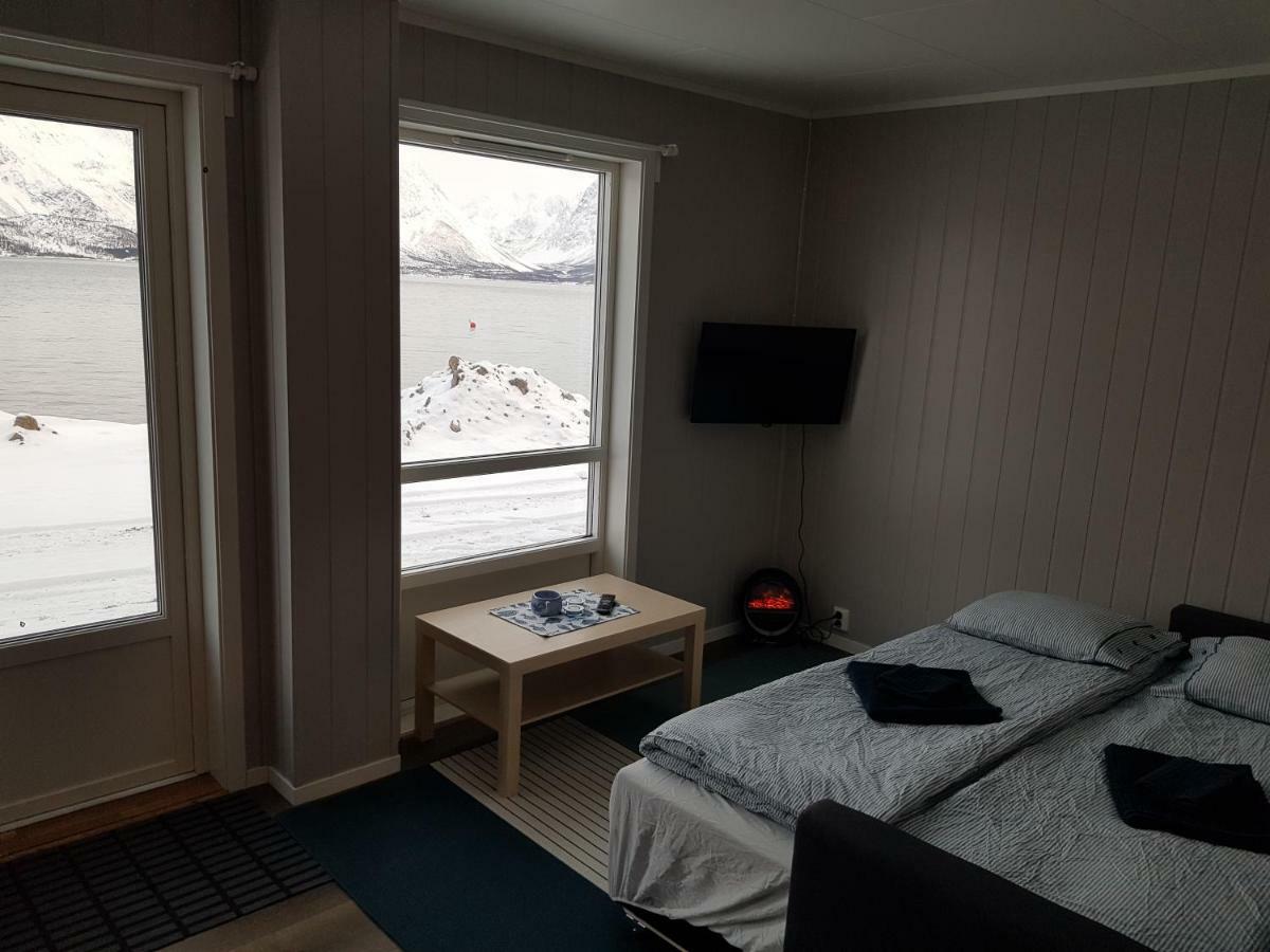 Sjursnes Fjordferie Apartment Ngoại thất bức ảnh