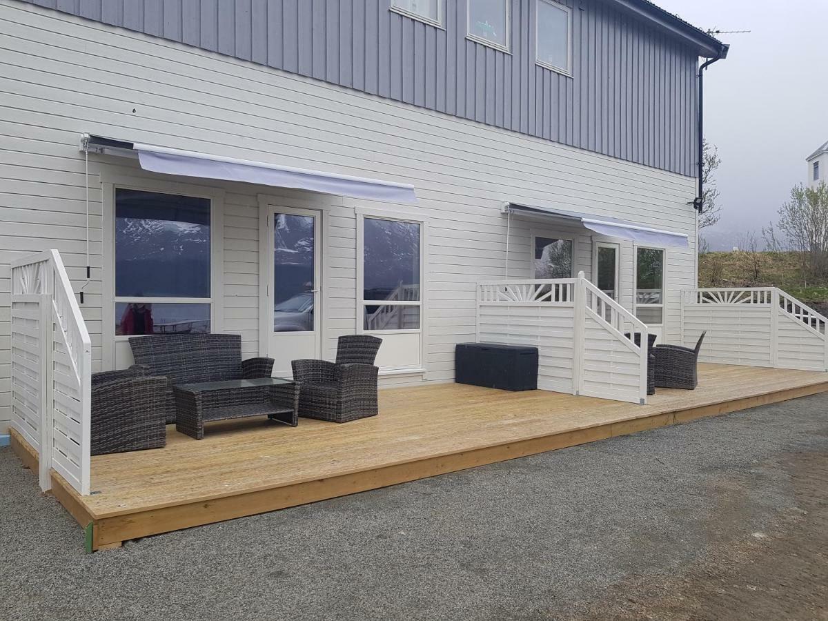 Sjursnes Fjordferie Apartment Ngoại thất bức ảnh