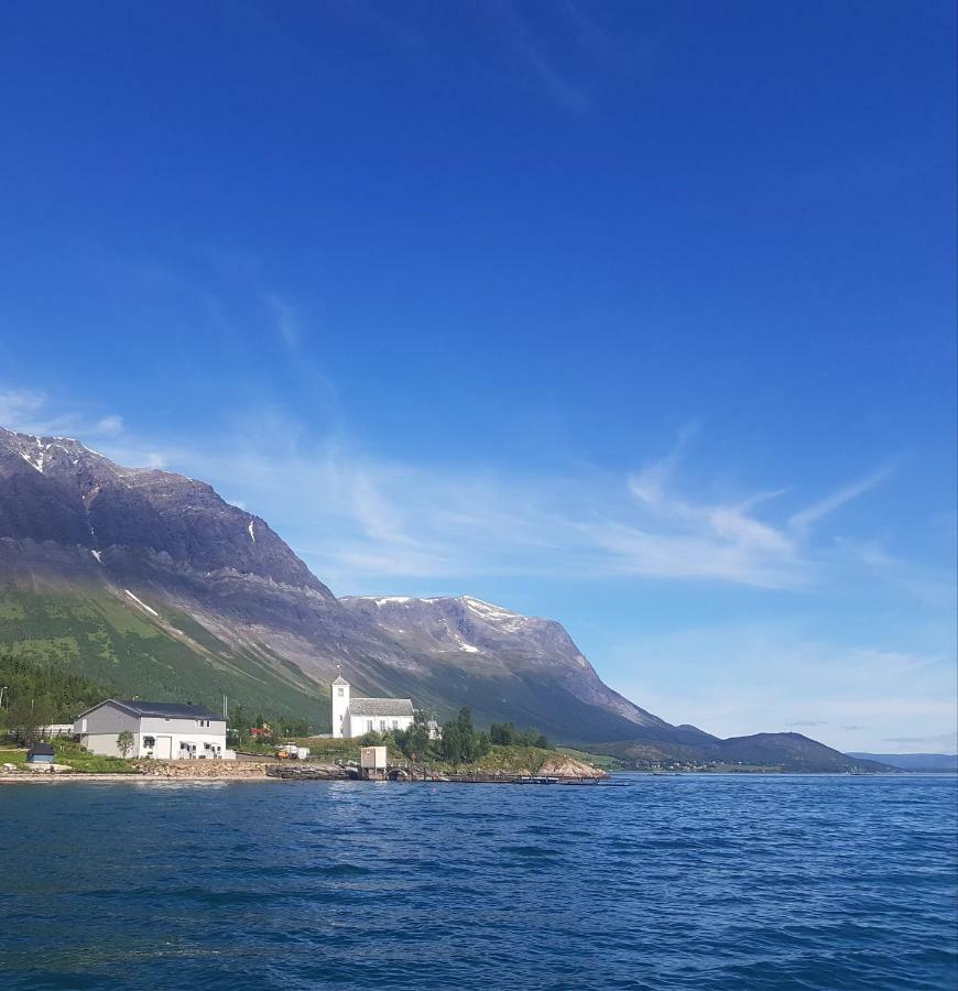 Sjursnes Fjordferie Apartment Ngoại thất bức ảnh